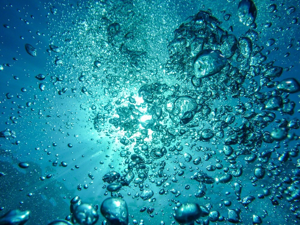 acqua di mare o soluzione isotonica