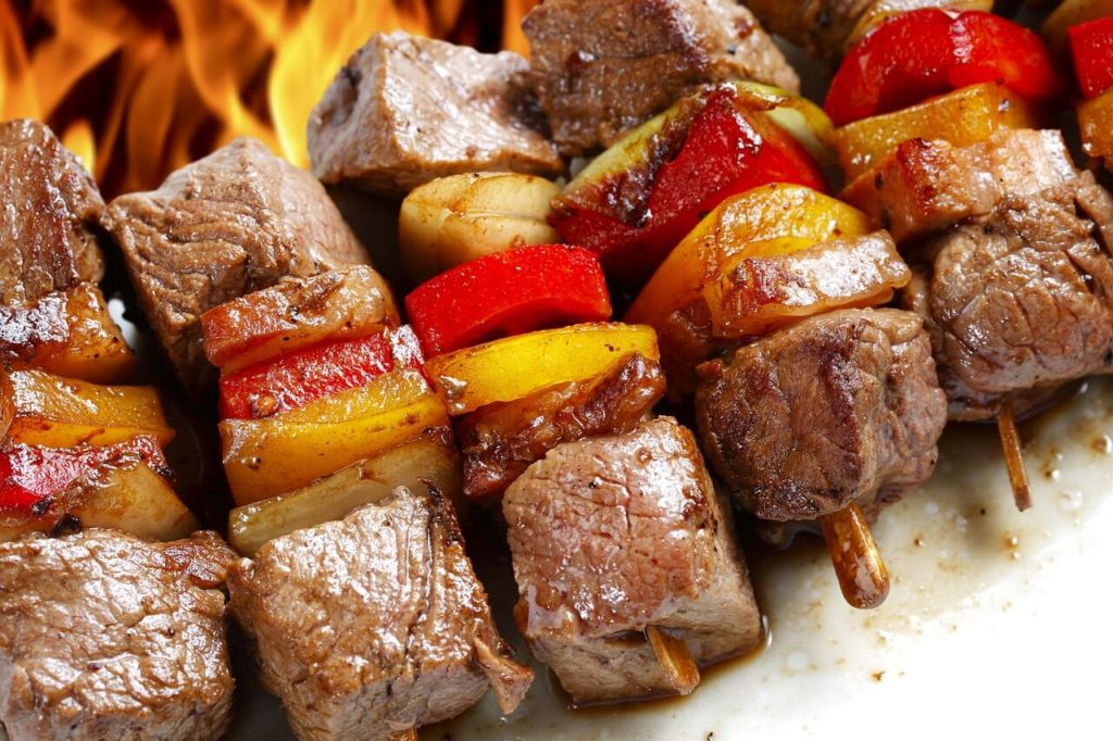 carne cotta al barbecue