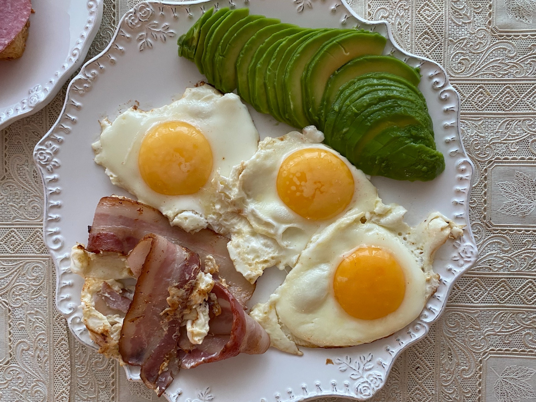 Tagliere In Legno Di Hevea A Forma Di Avocado Toast | Portauovo Per Colazione, Pasqua, 24x20 Cm